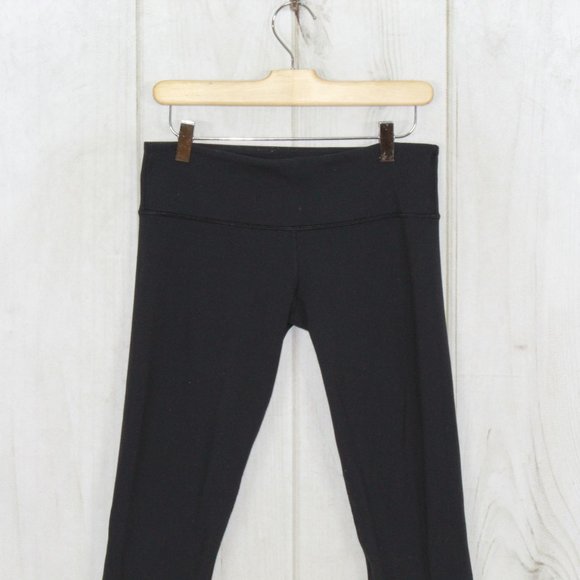 Lululemon Black Cropped Work Out Running Athletic Leggings Size 8 - Picture 2 of 9